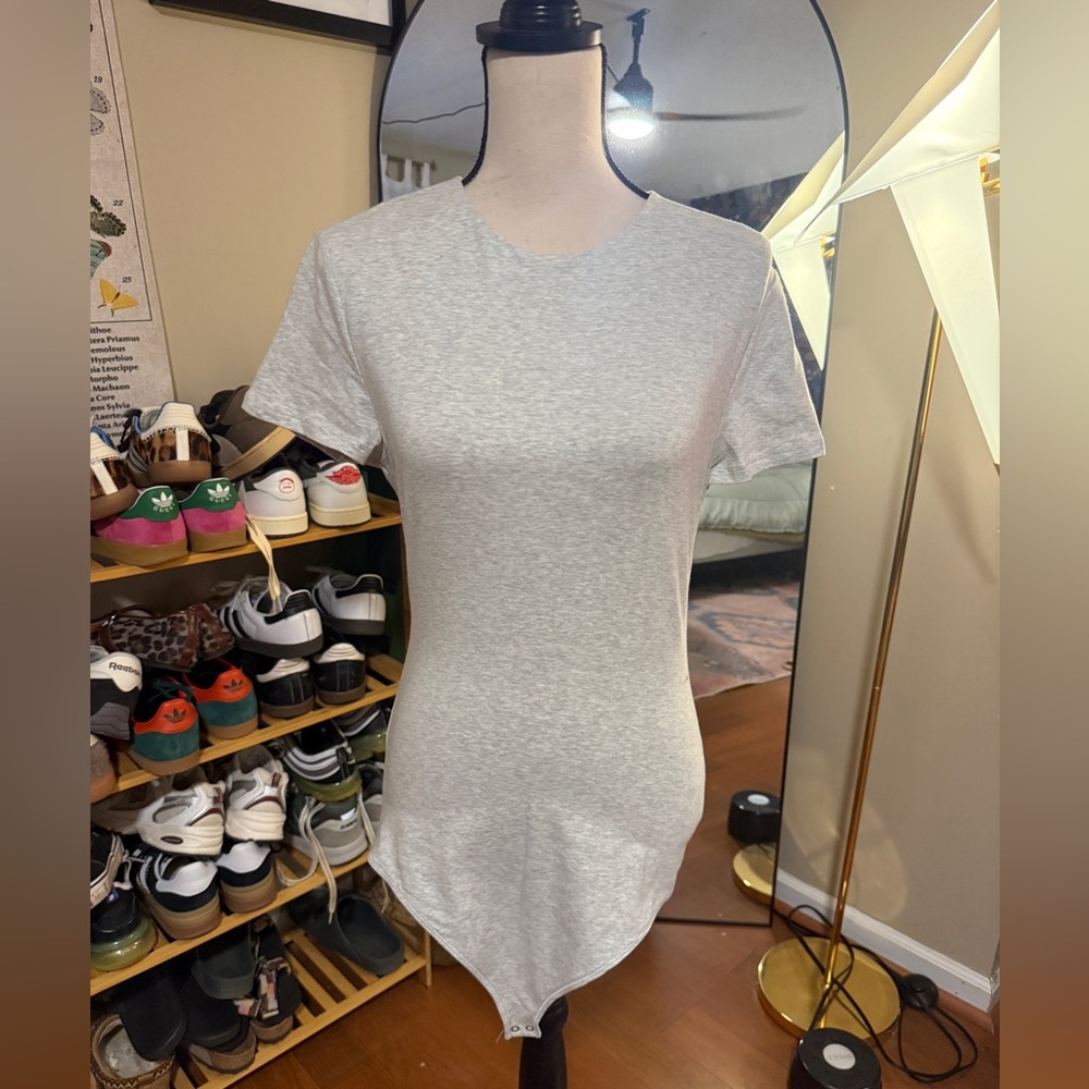 Abercrombie & Fitch Light Gray Top
